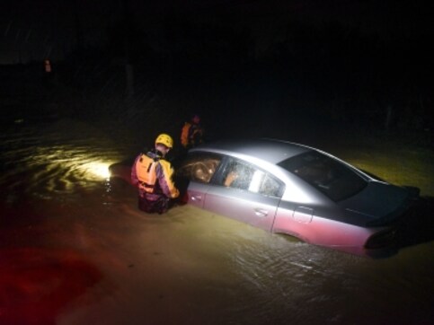 Hurricane Irma destroys 95% of French part of Caribbean island St Martin; 6 killed, death toll expected to rise Hurricane Irma destroys 95% of French part of Caribbean island St Martin; 6 killed, death toll expected to rise