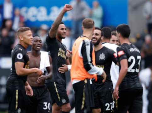 Premier League: Jamaal Lascelles hands Newcastle United narrow victory over Swansea City Premier League: Jamaal Lascelles hands Newcastle United narrow victory over Swansea City