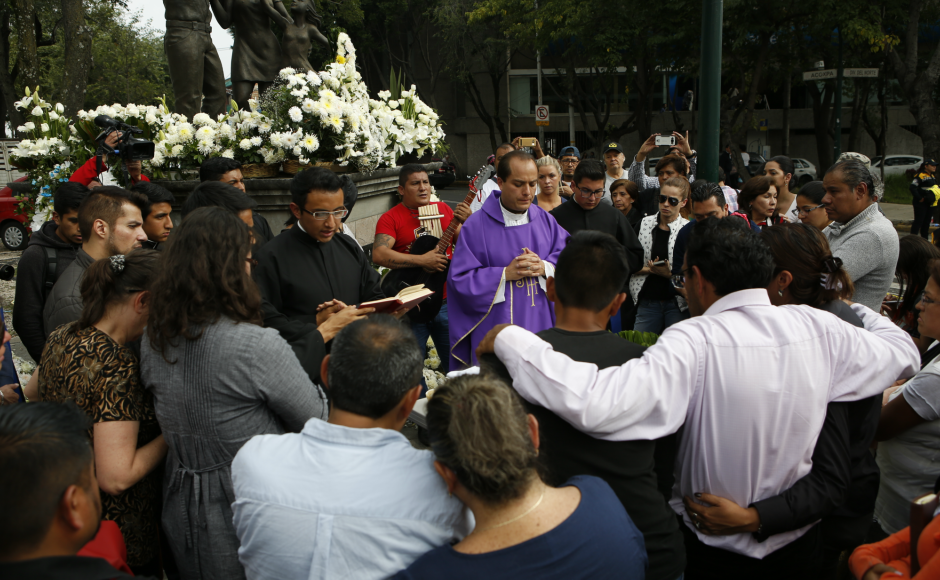 Meanwhile, outdoor cremations are being organised for the hundreds of people who lost their lives in the earthquake last week Strong 6.2-magnitude earthquake shakes Mexico as country continues to recover from last week's tremors