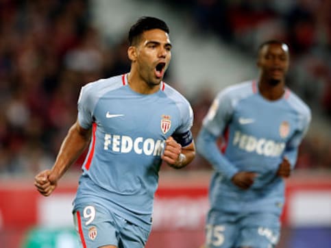 Ligue 1: Radamel Falcao's brace helps Monaco thump Lille, Nice salvage draw against Angers Ligue 1: Radamel Falcao's brace helps Monaco thump Lille, Nice salvage draw against Angers