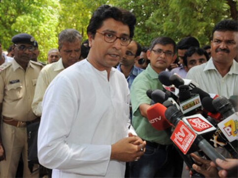 Elphinstone Road stampede: Raj Thackeray slams bullet train project, blames migrants for tragedy Elphinstone Road stampede: Raj Thackeray slams bullet train project, blames migrants for tragedy