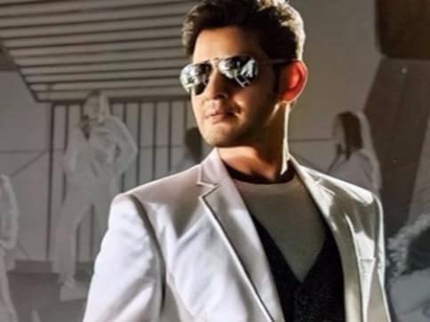 Telugu superstar Mahesh Babu's bank accounts frozen by GST department over service tax dues Telugu superstar Mahesh Babu's bank accounts frozen by GST department over service tax dues