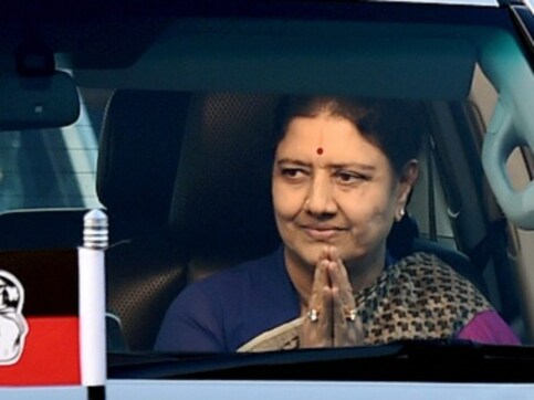 AIADMK general council meeting highlights: EPS and OPS take 12 resolutions; post of general secretary removed AIADMK general council meeting highlights: EPS and OPS take 12 resolutions; post of general secretary removed