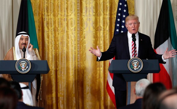 Kuwait emir Sheikh Sabah meets Donald Trump amid ongoing Gulf diplomatic crisis Kuwait emir Sheikh Sabah meets Donald Trump amid ongoing Gulf diplomatic crisis