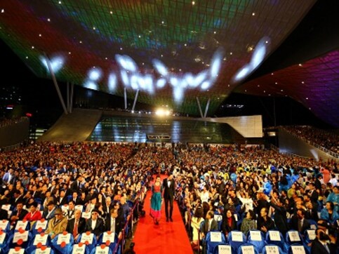 Busan Film Festival 2017: Manoj Bajpayee's In The Shadows, Shlok Sharma's Zoo to premiere Busan Film Festival 2017: Manoj Bajpayee's In The Shadows, Shlok Sharma's Zoo to premiere