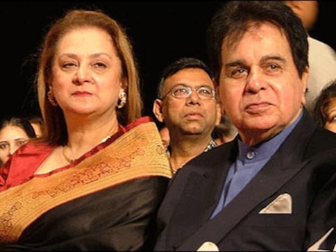 Saira Banu urges Narendra Modi to look into Dilip Kumar's property issue, says 'tired of repeated assurances from Devendra Fadnavis' Saira Banu urges Narendra Modi to look into Dilip Kumar's property issue, says 'tired of repeated assurances from Devendra Fadnavis'