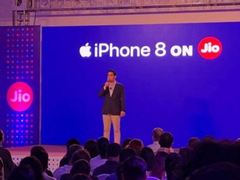 Apple CEO Tim Cook reiterates India focus at Jio's special event for the iPhone 8, 8 Plus Apple CEO Tim Cook reiterates India focus at Jio's special event for the iPhone 8, 8 Plus