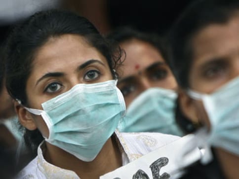 Pondicherry: Opposition AIADMK seeks judicial probe into 'irregularities' in medical admissions