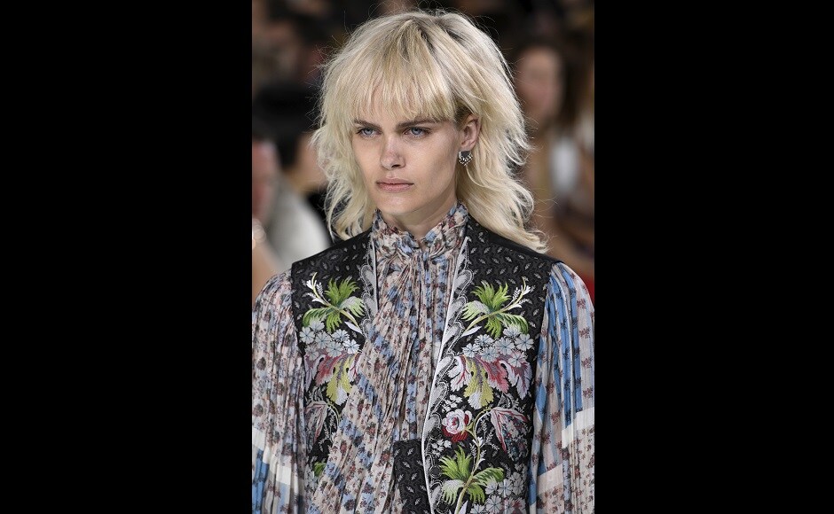 A model presents a creation for Louis Vuitton during the ready-to-wear collection. Image from AFP Louis Vuitton presents collection at Spring/Summer ready-to-wear fashion show in Paris