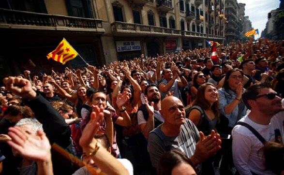 Catalonia holds demonstrations in protest against independence referendum violence Catalonia holds demonstrations in protest against independence referendum violence