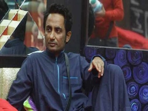 Bigg Boss 11, Episode 5, 6 October 2017: Shilpa, Zubair, Akash are put in 'kaalkothri' (underground jail) Bigg Boss 11, Episode 5, 6 October 2017: Shilpa, Zubair, Akash are put in 'kaalkothri' (underground jail)