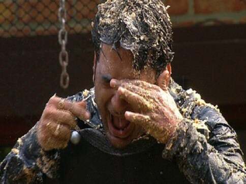 Bigg Boss 11, Episode 16, 17 October 2017: Vikas stripped of captaincy, sent to jail Bigg Boss 11, Episode 16, 17 October 2017: Vikas stripped of captaincy, sent to jail