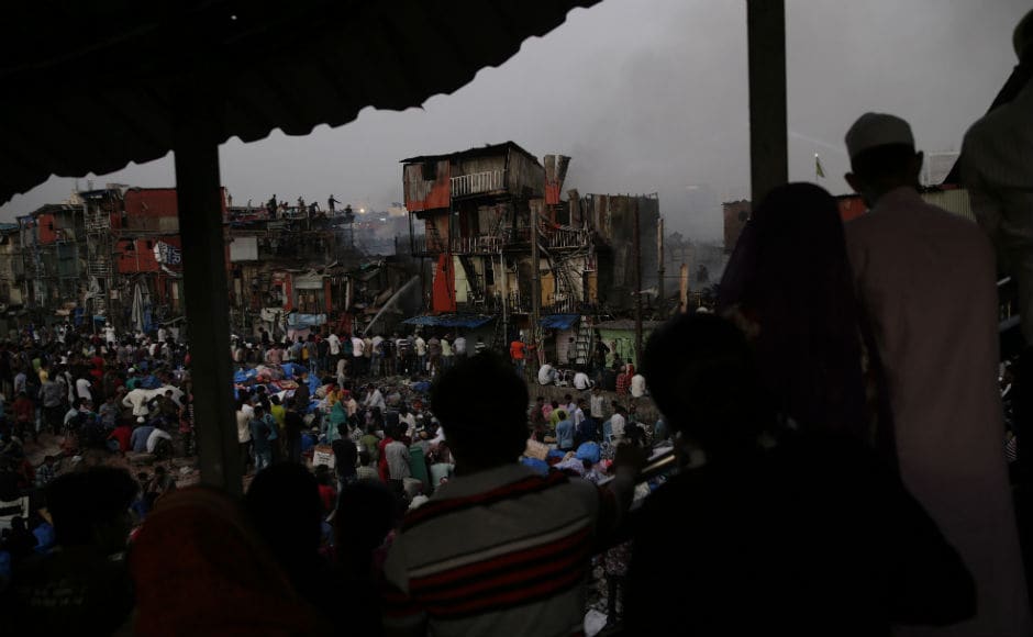 This was not the first time that a fire has broken out in the densely populated area. In 2011, a major fire had broken out injuring nine people affecting over 3,000 people. AP Massive fire breaks out in Mumbai’s Bandra slums; four, including one fireman, injured