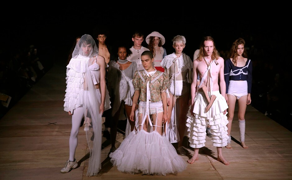 Models display creations Japanese designer Meiko Ban during the 2018 Spring/Summer Collection at the Tokyo Fashion Week in Tokyo, Tuesday, 17 October. Image via AP Models display creations Japanese designer Meiko Ban during the 2018 Spring/Summer Collection at the Tokyo Fashion Week in Tokyo, Tuesday, 17 October. Image via AP