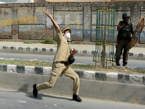 In a bid to reduce pellets usage in Kashmir, CRPF sends 21,000 rounds of new AK plastic bullets to Valley In a bid to reduce pellets usage in Kashmir, CRPF sends 21,000 rounds of new AK plastic bullets to Valley