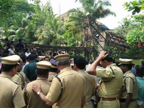 Iron bridge collapses in Kerala's Kollam district; one killed, 57 injured Iron bridge collapses in Kerala's Kollam district; one killed, 57 injured