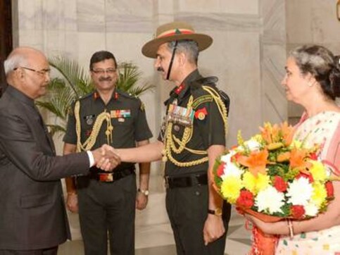 President Ram Nath Kovind greets Territorial Army officials on force's 68th Raising Day President Ram Nath Kovind greets Territorial Army officials on force's 68th Raising Day