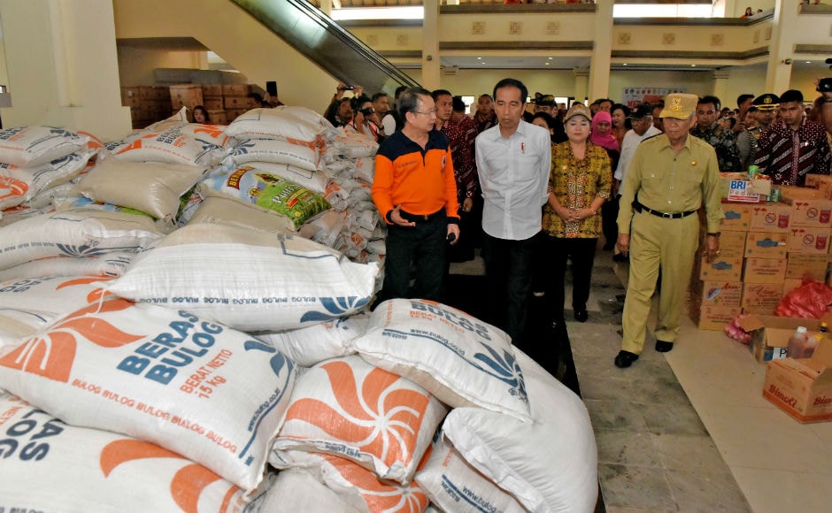 President Joko Widodo visited the temporary shelter set up for people and took stock of the situation. Reuters Fear of Bali volcano eruption sparks panic in Indonesia; over 140,000 evacuated