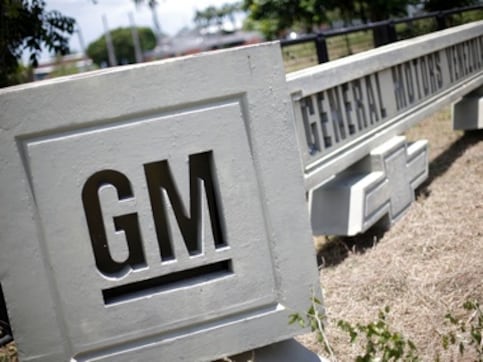 General Motors to equip its newer cars with in-dash e-commerce technology General Motors to equip its newer cars with in-dash e-commerce technology