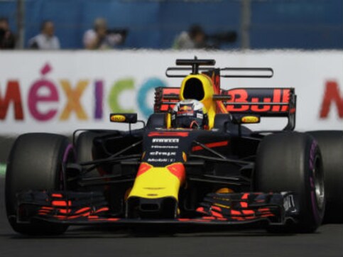 Mexican Grand Prix: Daniel Ricciardo tops practice sessions, Lewis Hamilton survives spin to come 2nd fastest Mexican Grand Prix: Daniel Ricciardo tops practice sessions, Lewis Hamilton survives spin to come 2nd fastest