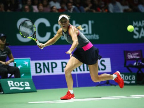 WTA Finals: Caroline Wozniacki blitzes World No 1 Simona Halep to storm into semi-finals WTA Finals: Caroline Wozniacki blitzes World No 1 Simona Halep to storm into semi-finals