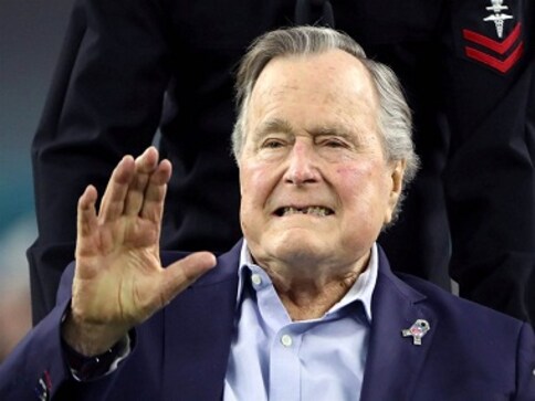 George HW Bush apologises for 'his attempt at humour' after Heather Lind's groping allegation George HW Bush apologises for 'his attempt at humour' after Heather Lind's groping allegation