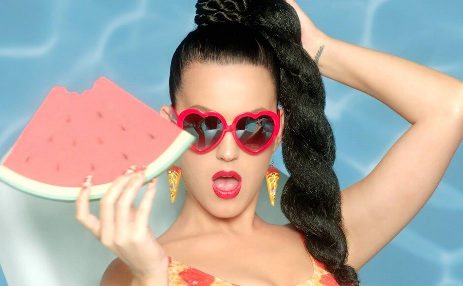 She has reportedly sold 100 million records globally and as of 2016, her net worth was $125 million. Image from Facebook/@katyperry She has reportedly sold 100 million records globally and as of 2016, her net worth was $125 million. Image from Facebook/@katyperry