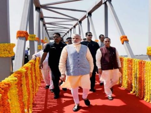 Gujarat Assembly polls: Since HP election date announcement, Rupani govt and Centre have been churning out sops after sops Gujarat Assembly polls: Since HP election date announcement, Rupani govt and Centre have been churning out sops after sops