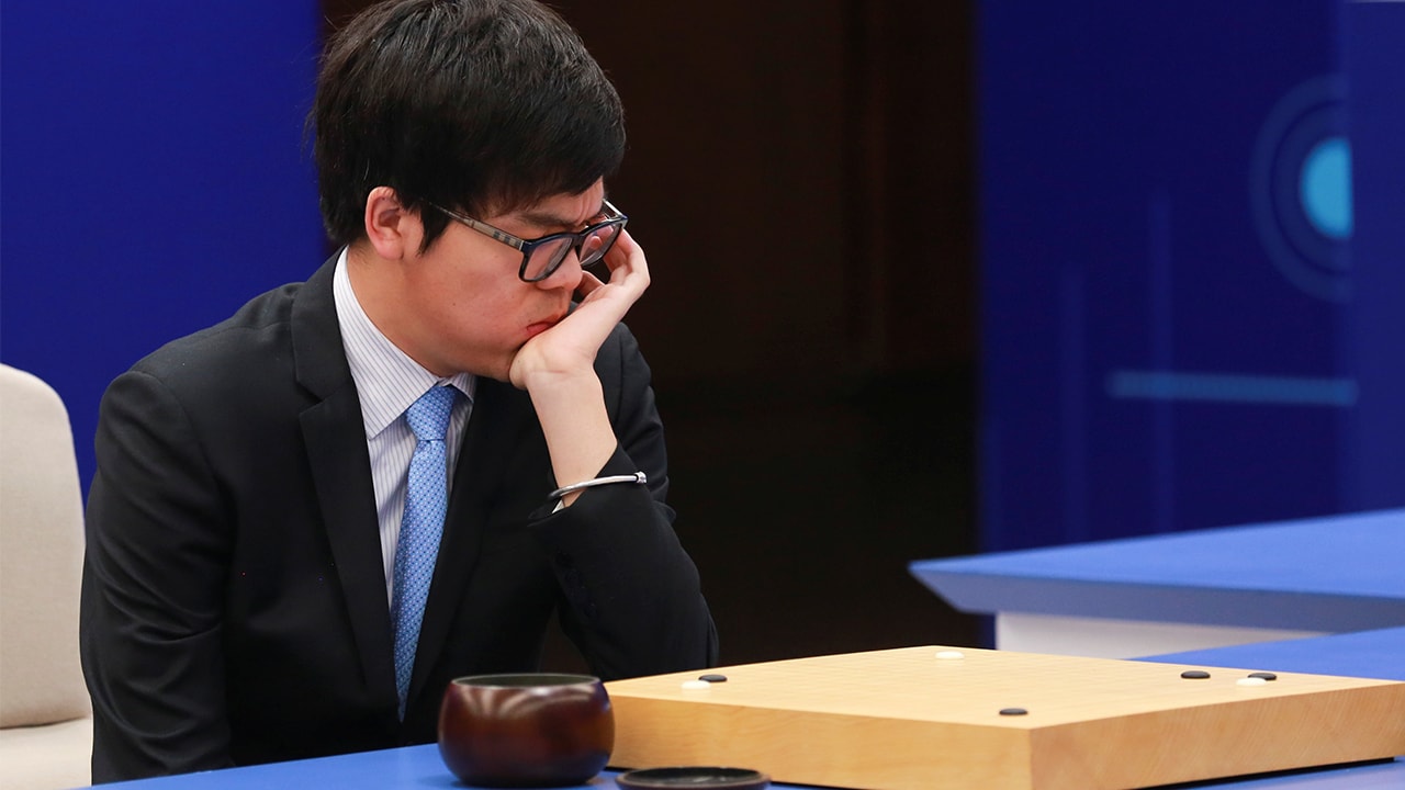 Chinese Go player Ke Jie attempts to defeat Google's AlphaGo. Image: Reuters