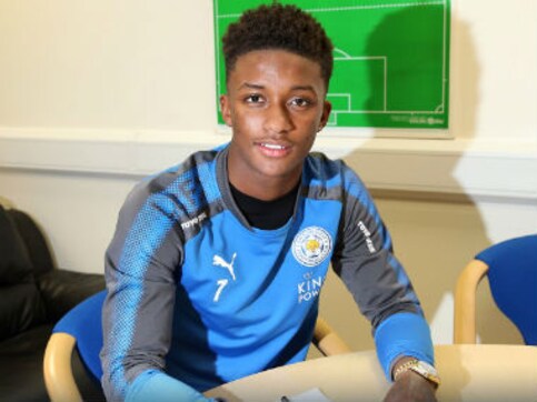 Premier League: Leicester City's Demarai Gray signs new four-year contract to end speculation over his future Premier League: Leicester City's Demarai Gray signs new four-year contract to end speculation over his future