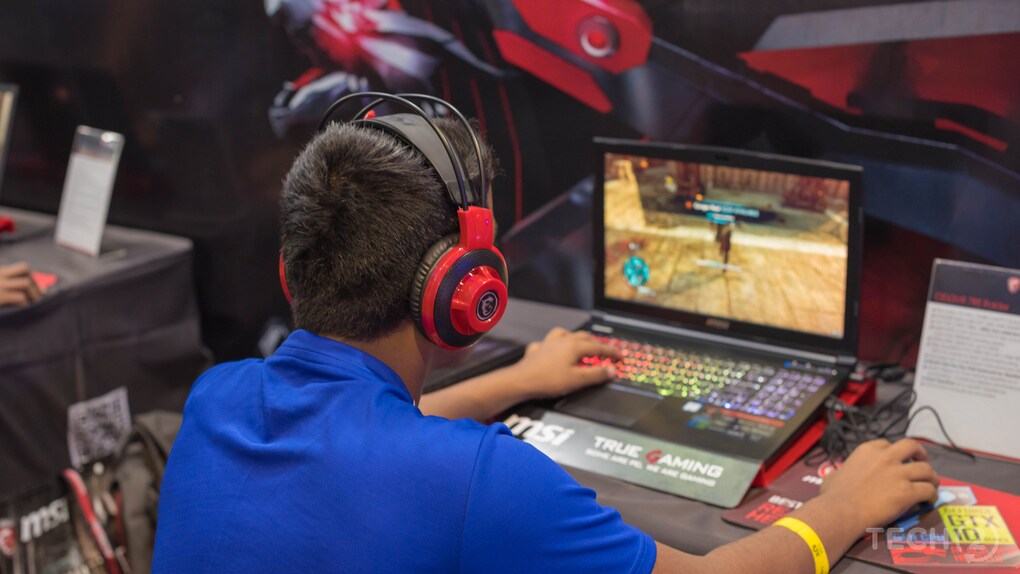 Gamers got the chance to try out the latest games running on latest and considerably powerful PC gaming hardware. Image: tech2/Rehan Hooda Gamers got the chance to try out the latest games running on latest and considerably powerful PC gaming hardware. Image: tech2/Rehan Hooda