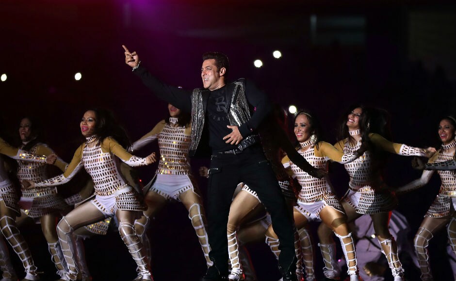Salman Khan performs during ISL ceremony in Kochi. ISL Salman Khan performs during ISL ceremony in Kochi. ISL