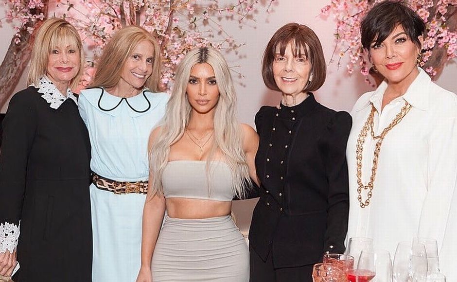 Kim Kardashian shared a photo of her Thanksgiving party with her mother and family friends. Image courtesy: Instagram/kimkardashian Kim Kardashian shared a photo of her Thanksgiving party with her mother and family friends. Image courtesy: Instagram/kimkardashian