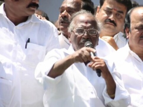 E Madhusudanan is merged AIADMK faction candidate for RK Nagar bypoll: OPS loyalist enjoys good rapport with Opposition too E Madhusudanan is merged AIADMK faction candidate for RK Nagar bypoll: OPS loyalist enjoys good rapport with Opposition too
