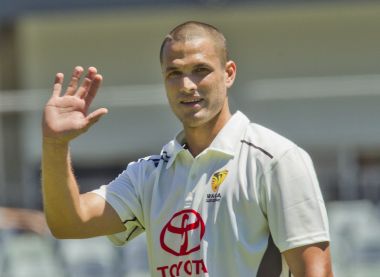 Ashes 2017-18: Back injury puts Nathan Coulter-Nile's participation in doubt