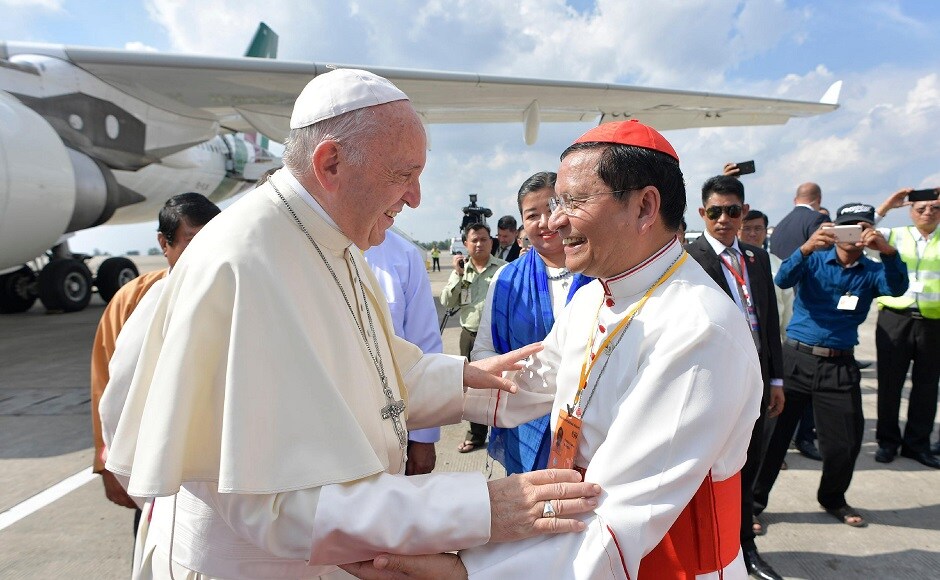 He met leaders of several faiths in Myanmar and stressed on the importance of “unity in diversity” but made no mention of the Rohingya refugees. AP He met leaders of several faiths in Myanmar and stressed on the importance of “unity in diversity” but made no mention of the Rohingya refugees. AP