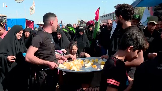 Shiite pilgrims in Iraq's Karbala hail 'revenge' against IS Shiite pilgrims in Iraq's Karbala hail 'revenge' against IS