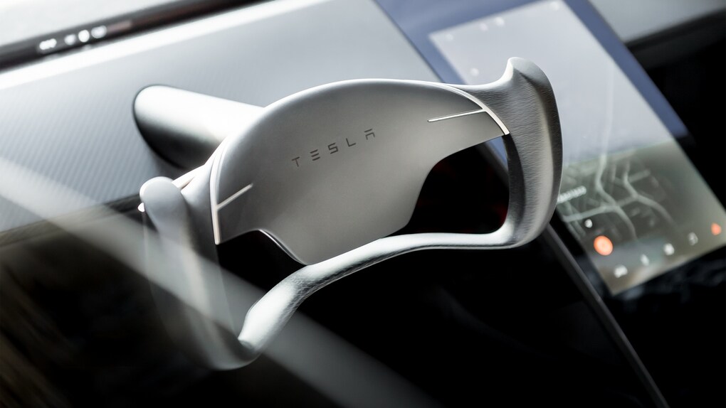 Tesla states that the Roadster will be able to reach 100 mph from a standstill in 4.2 seconds and go on to do a quarter-mile in a time of 8.9 seconds. Tesla states that the Roadster will be able to reach 100 mph from a standstill in 4.2 seconds and go on to do a quarter-mile in a time of 8.9 seconds.