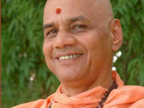 Guru wants to address imbalance in India's demographics, says all Hindus must bear 'at least' four children Guru wants to address imbalance in India's demographics, says all Hindus must bear 'at least' four children