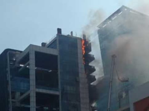 Fire breaks out in 10-storey building near Vashi railway station in Navi Mumbai; third such incident in last week Fire breaks out in 10-storey building near Vashi railway station in Navi Mumbai; third such incident in last week