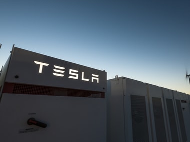 The largest Li-ion battery in the world by Tesla. image credits Tesla