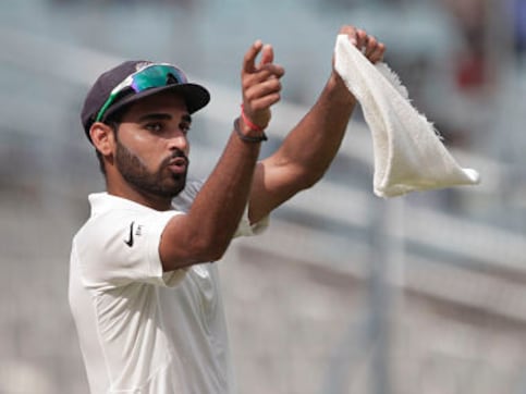 India vs England: Bhuvneshwar Kumar's ouster from Test squad due to injury puts BCCI support staff under scanner India vs England: Bhuvneshwar Kumar's ouster from Test squad due to injury puts BCCI support staff under scanner