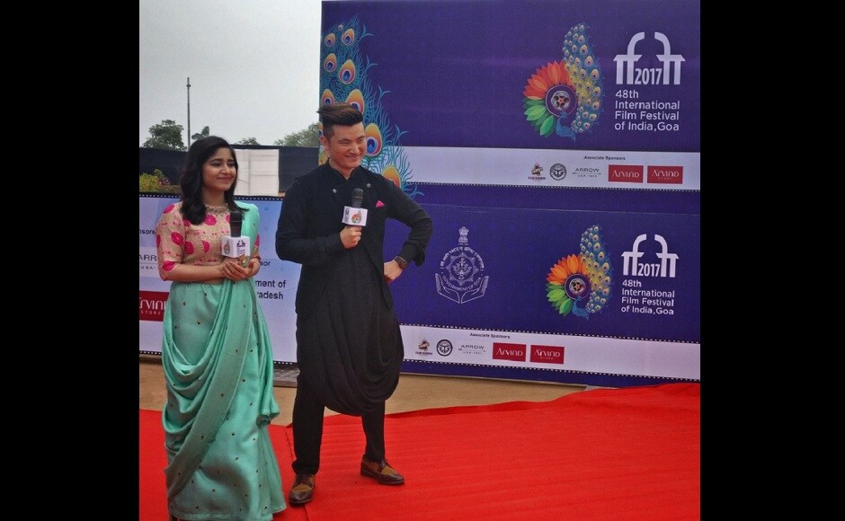 Shweta Tripathi and Meiyang Chang give the guests a warm welcome on the red carpet/ Image from Twitter/@meiyangchang Shweta Tripathi and Meiyang Chang give the guests a warm welcome on the red carpet/ Image from Twitter/@meiyangchang