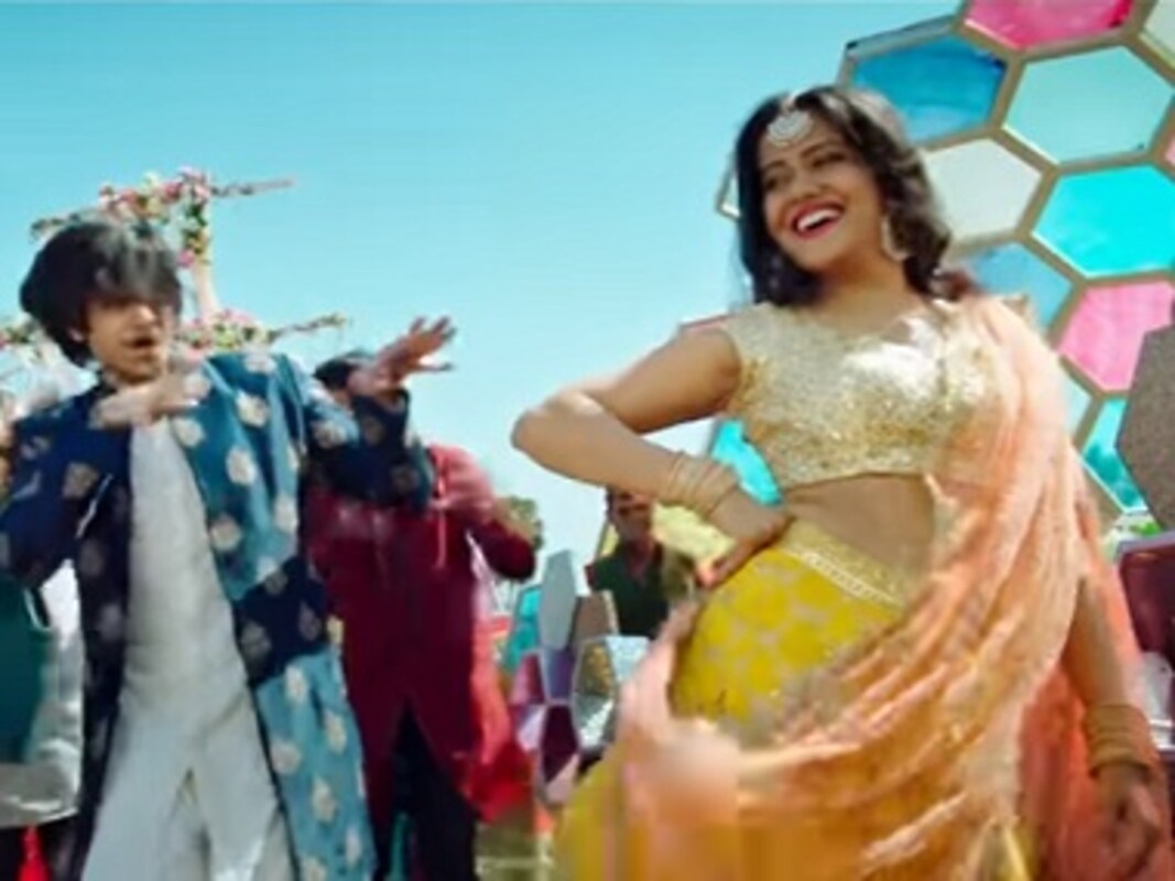 Watch In Fukrey Returns New Song Peh Gaya Khalara Ali Fazal Vishaka Singh Get Engaged Entertainment News Firstpost Presenting the lyrical video of mehbooba. firstpost