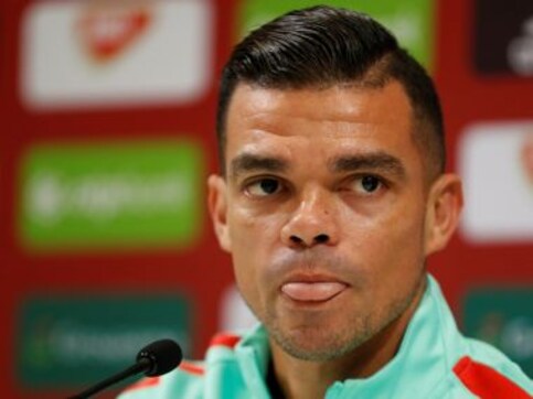 La Liga: Pepe blasts Real Madrid's fans as unenthusiastic after experiencing cauldron of noise at Besiktas La Liga: Pepe blasts Real Madrid's fans as unenthusiastic after experiencing cauldron of noise at Besiktas