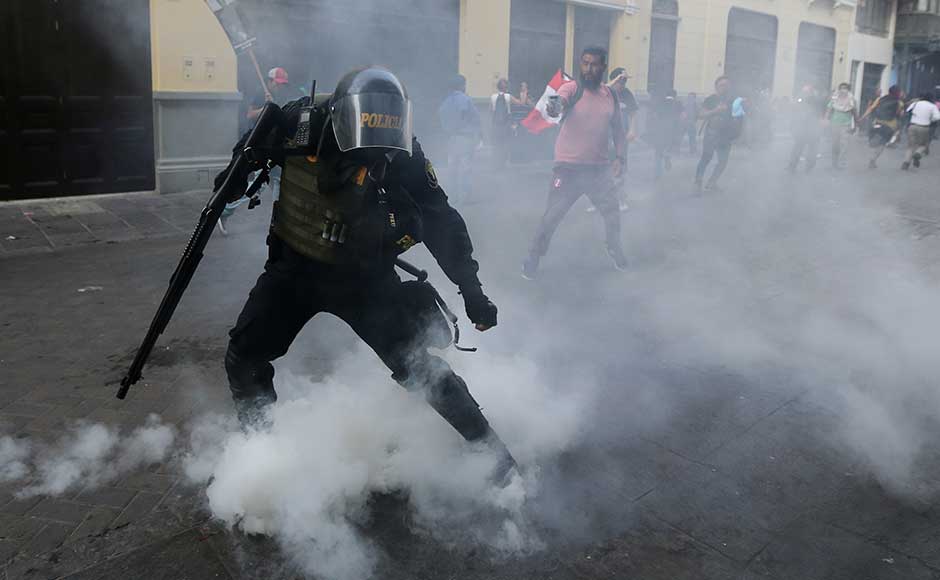 The Sunday pardon after abstentions by lawmakers from a party led by Fujimori's children caused the failure of a vote to impeach President Pedro Pablo Kuczynski. Fujimori, 79, was serving a 25-year sentence for the killings of 25 people in a campaign against the leftist Shining Path terrorist group. Police clash with protesters in Lima, Peru. Reuters The Sunday pardon after abstentions by lawmakers from a party led by Fujimori's children caused the failure of a vote to impeach President Pedro Pablo Kuczynski. Fujimori, 79, was serving a 25-year sentence for the killings of 25 people in a campaign against the leftist Shining Path terrorist group. Police clash with protesters in Lima, Peru. Reuters