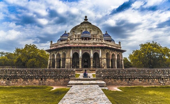 From Humayun's Tomb to Chandni Chowk, this Instagram account documents Delhi's iconic spots From Humayun's Tomb to Chandni Chowk, this Instagram account documents Delhi's iconic spots