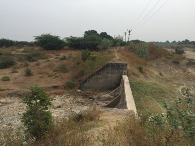 Water woes in Gujarat's Saurashtra: Narendra Modi's SAUNI scheme would've been roaring success if coupled with check dams