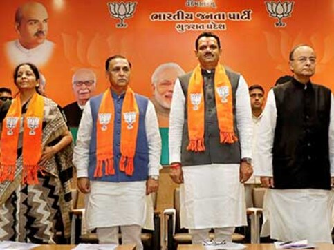 Gujarat election results: Vijay Rupani-led BJP government to take oath on 26 December in Gandhinagar Gujarat election results: Vijay Rupani-led BJP government to take oath on 26 December in Gandhinagar