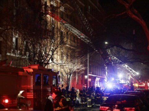 Bronx fire: 12 killed, four critically injured as blaze tears through apartment building in New York Bronx fire: 12 killed, four critically injured as blaze tears through apartment building in New York
